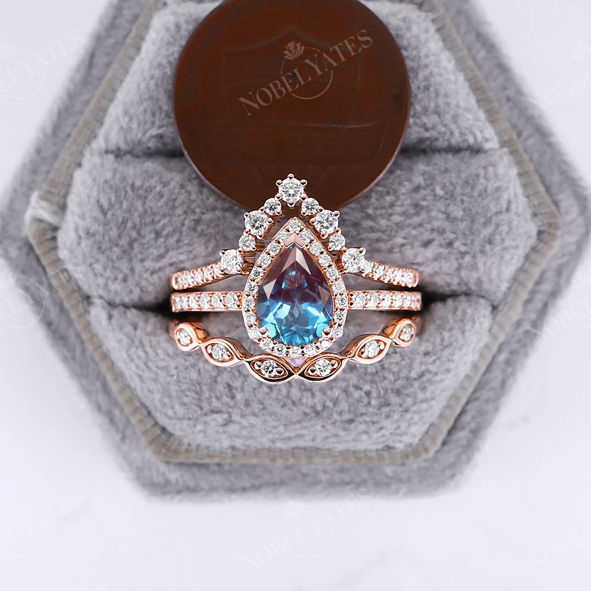 3PCS Lab Alexandrite Vintage Pear Halo & Pave Bridal Set Rose Gold