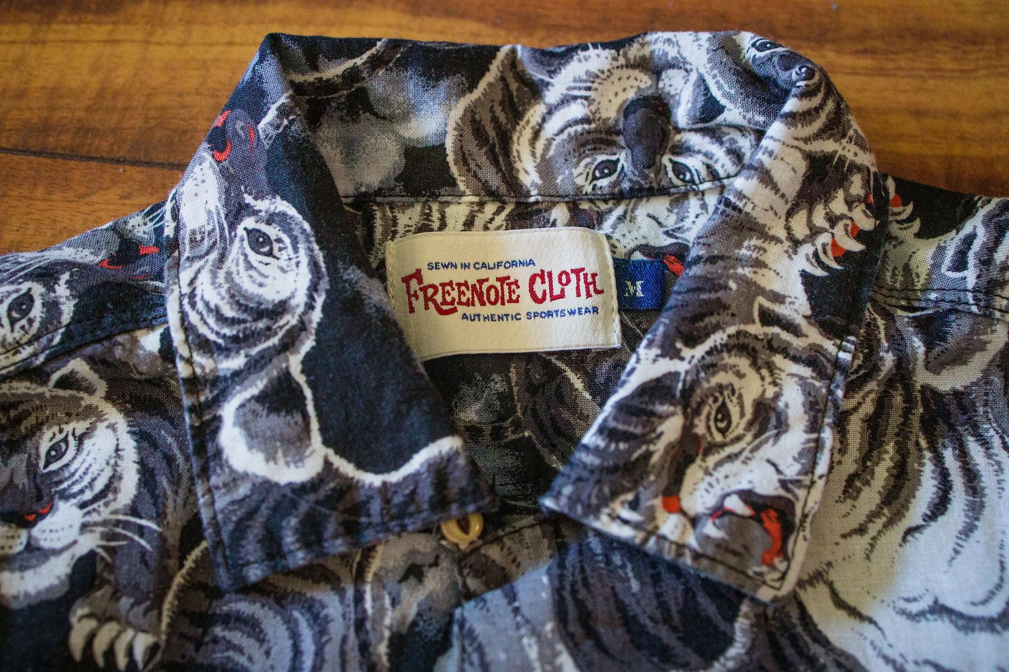 Freenote Cloth Hawaiian - Black Tigers