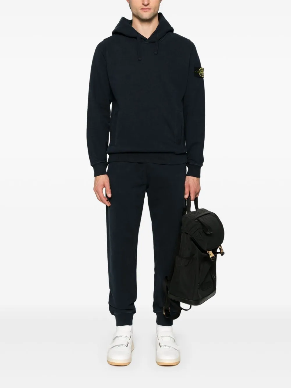 HOODED SWEATSHIRT