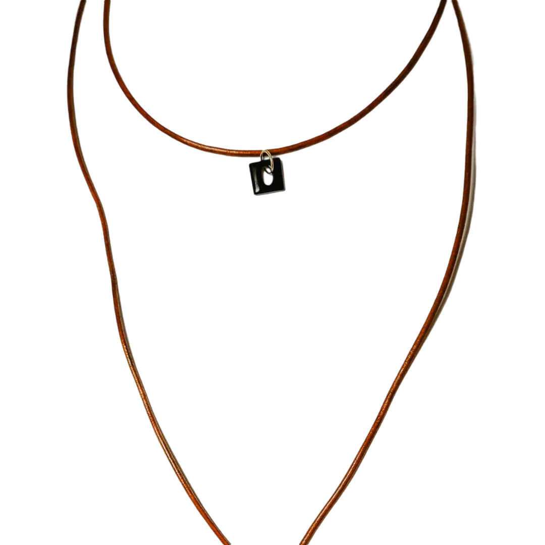 Levi Extra long Necklace