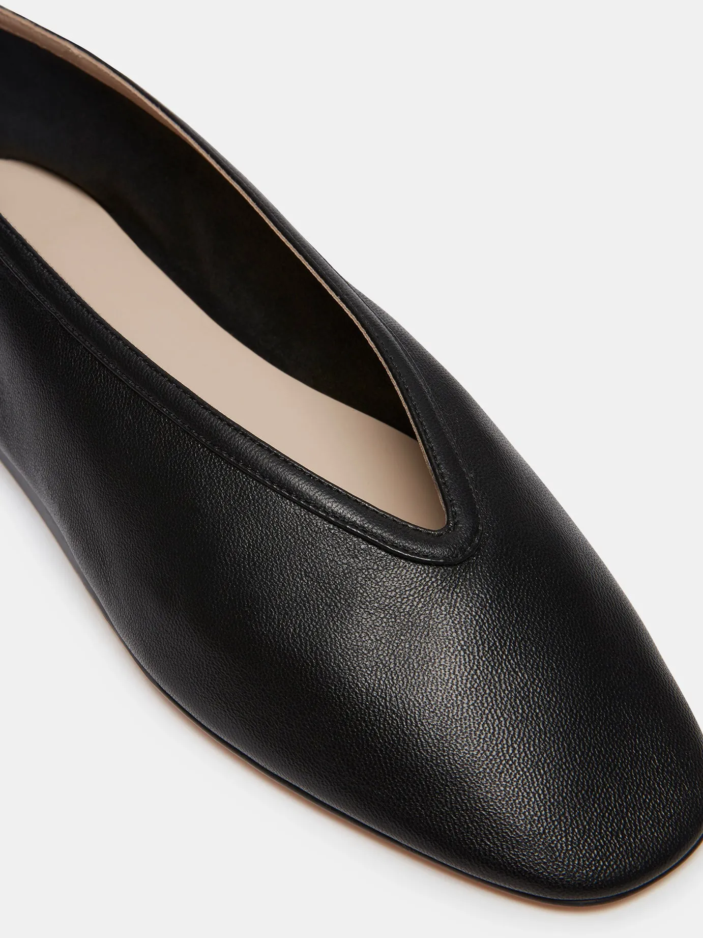 Luna Slipper / Black Leather