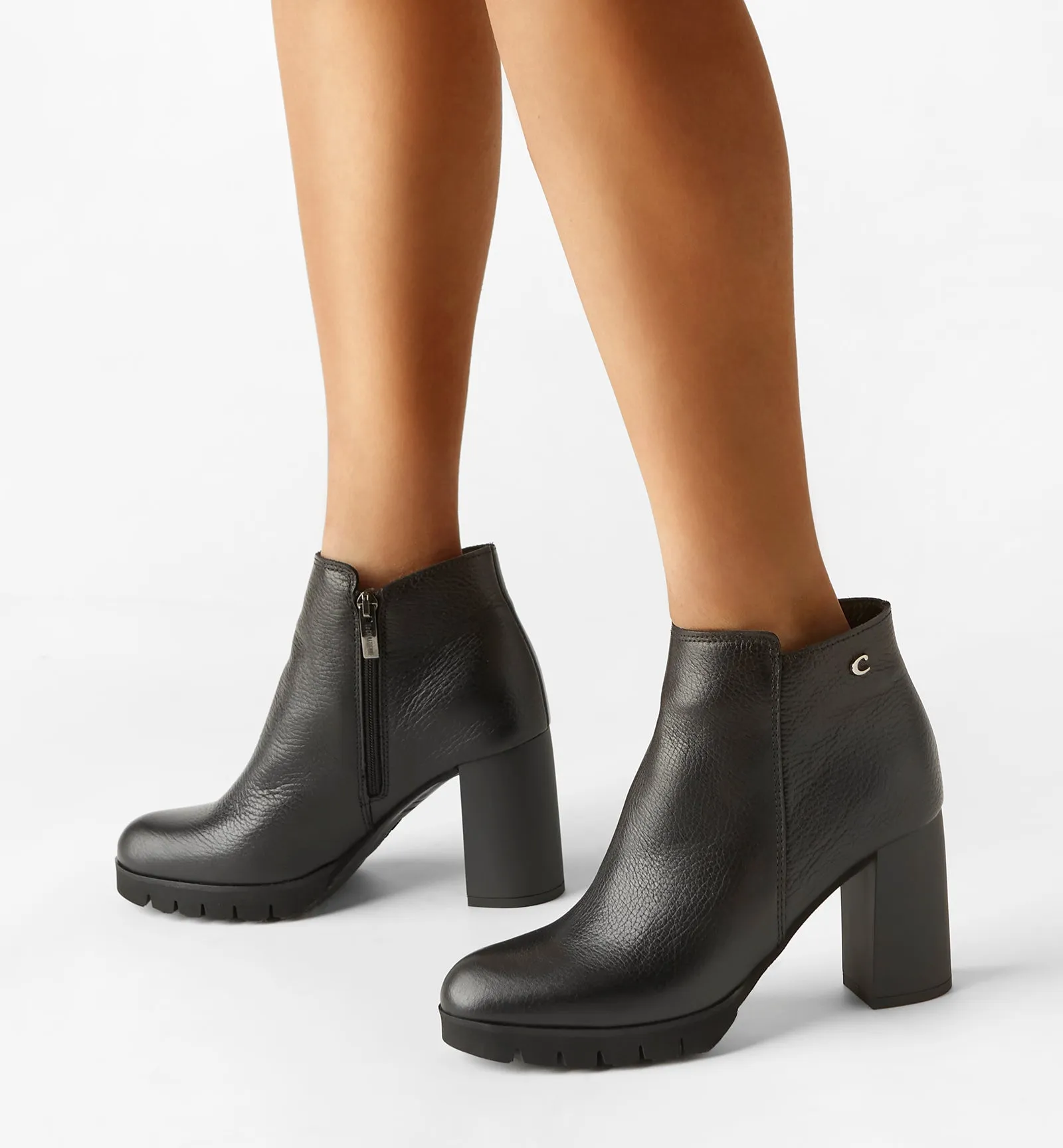 MAYA LEATHER BOOTIE