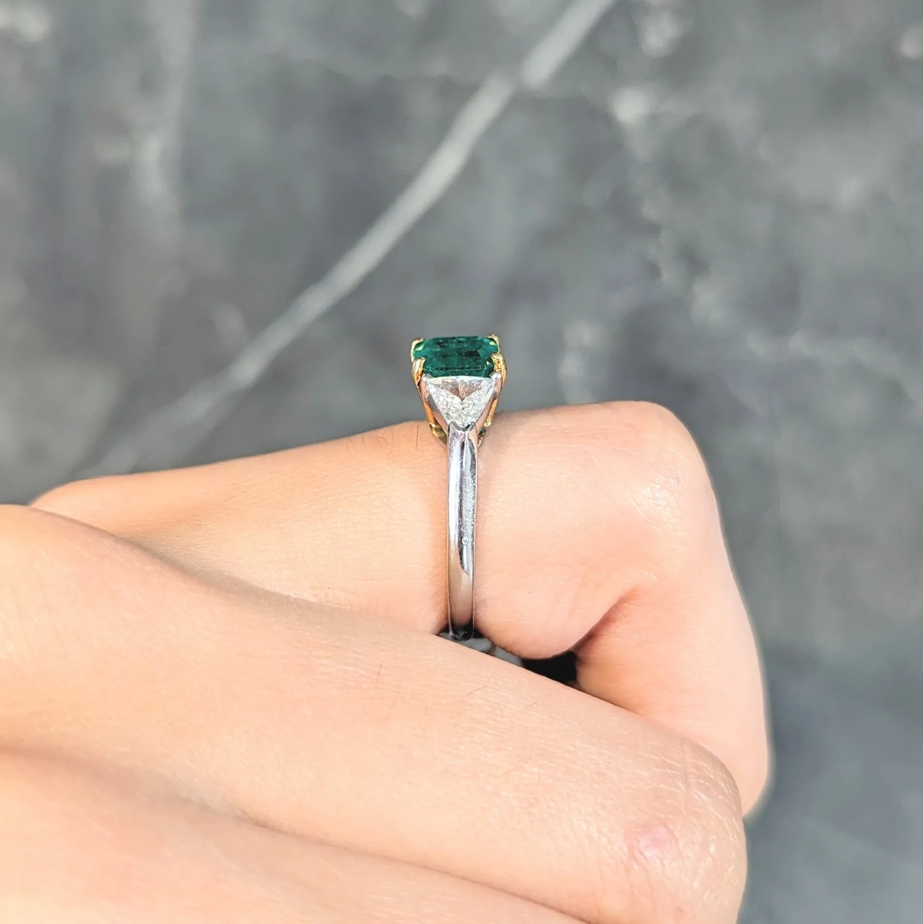 Mid-Century 1.60 CTW Colombian Emerald Diamond Platinum 18 Karat Yellow White Gold Vintage Ring GIA