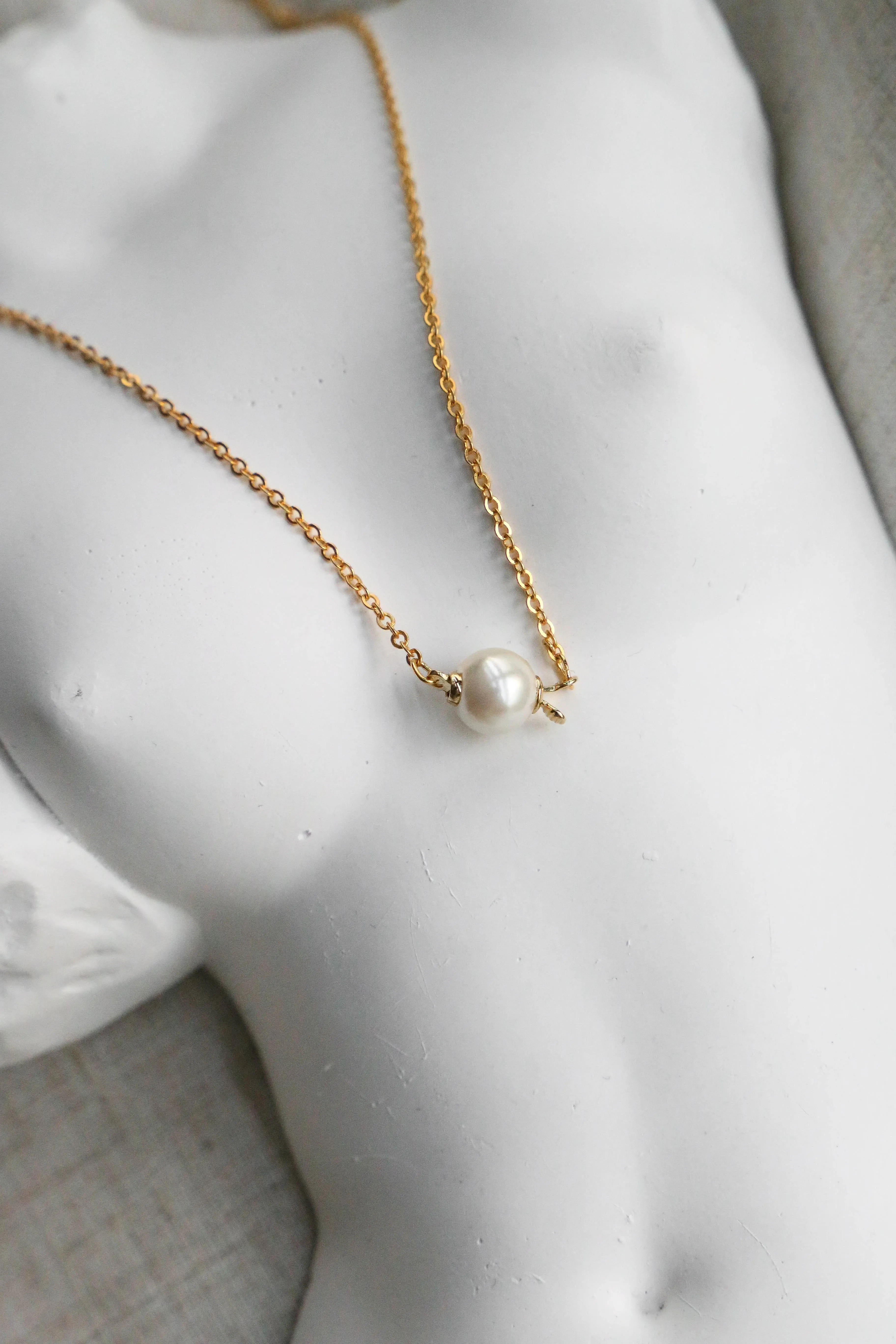 Single (Vintage) Pearl Necklace